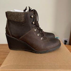 NIB Sperry Celeste Bliss Bootie in Canteen color. Ladies size 11. Leather.
